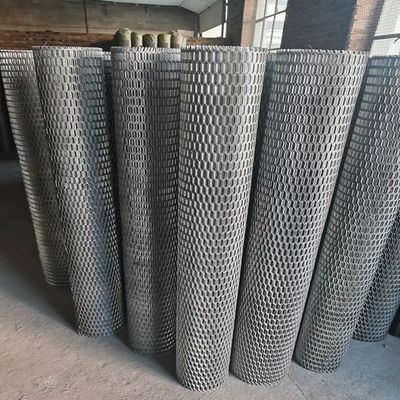 K 50*50*50CM रक्षात्मक बाधा हेस्को बस्टन बुनियादी ढांचे की सुरक्षा के लिए जस्ती जियोटेक्सटाइल वेल्डेड वायर मेष